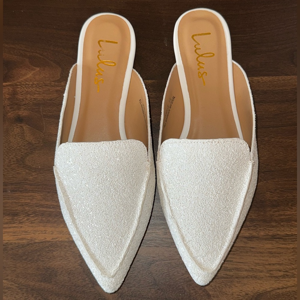 🩵Rare🩵 Joelle White Glitter Loafer Slides